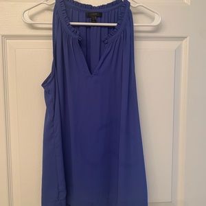 Blouse with key hole at neck.